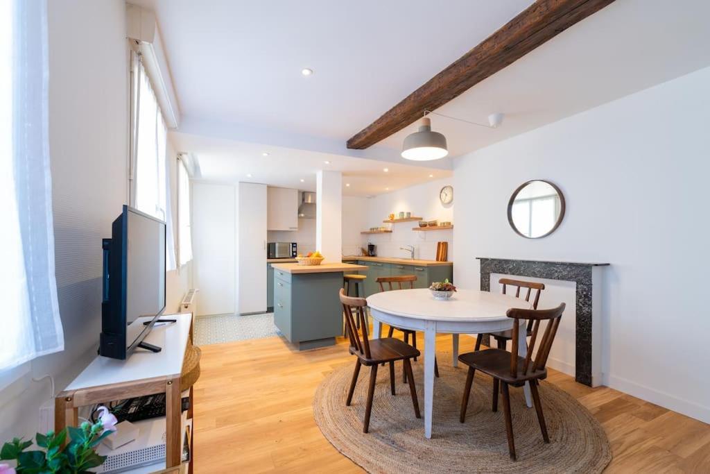 Appartement Meuse & Mono, En Hyper Centre Charleville-Mézières Exteriér fotografie